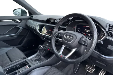 PX72XRR Audi Q3 S line 35 TFSI  150 PS S tronic Thumbnail #15