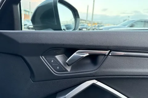 PX72XRR Audi Q3 S line 35 TFSI  150 PS S tronic Thumbnail #22