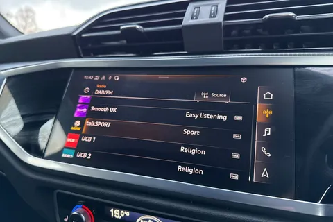 PX72XRR Audi Q3 S line 35 TFSI  150 PS S tronic Thumbnail #61