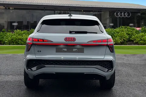  Audi Q3 1.5 TFSI Launch Edition Sportback S Tronic Euro 6 (s/s) 5dr Thumbnail #5