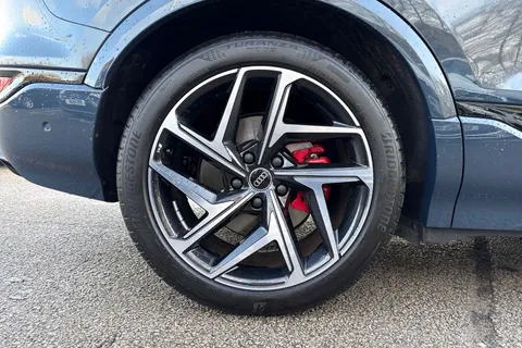 KS74VLM Audi Q6 E-Tron Q6 SUV Edition 1 e-tron quattro 285,00 kW Thumbnail #11