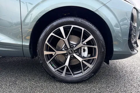  Audi Q3 1.5 e-hybrid Edition 1 S Tronic Euro 6 (s/s) 5dr 26kWh Thumbnail #10