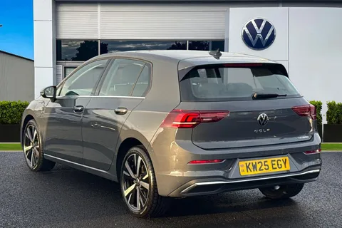 KW25EGY Volkswagen Golf 1.5 TSI 204 Style eHybrid 5dr DSG **18' CATANIA ALLOYS, PAN ROOF, WINTER PK Thumbnail #3