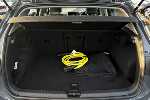 KW25EGY Volkswagen Golf 1.5 TSI 204 Style eHybrid 5dr DSG **18' CATANIA ALLOYS, PAN ROOF, WINTER PK Thumbnail #8