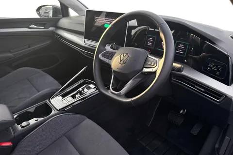 KW25EGY Volkswagen Golf 1.5 TSI 204 Style eHybrid 5dr DSG **18' CATANIA ALLOYS, PAN ROOF, WINTER PK Thumbnail #15