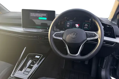 KW25EGY Volkswagen Golf 1.5 TSI 204 Style eHybrid 5dr DSG **18' CATANIA ALLOYS, PAN ROOF, WINTER PK Thumbnail #19