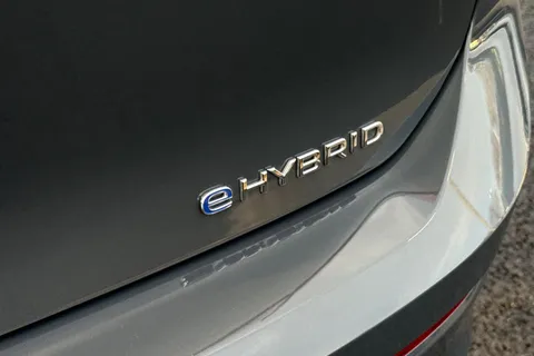 KW25EGY Volkswagen Golf 1.5 TSI 204 Style eHybrid 5dr DSG **18' CATANIA ALLOYS, PAN ROOF, WINTER PK Thumbnail #29