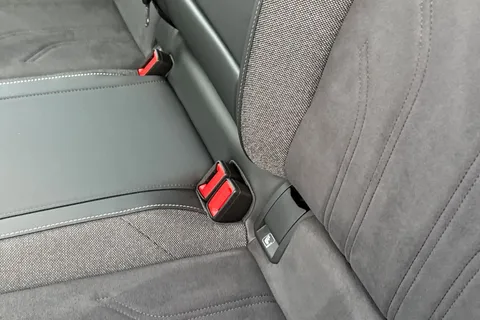 KW25EGY Volkswagen Golf 1.5 TSI 204 Style eHybrid 5dr DSG **18' CATANIA ALLOYS, PAN ROOF, WINTER PK Thumbnail #32