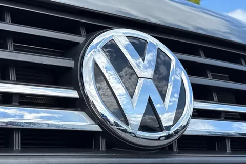 DE74WPW Volkswagen Transporter 2.0 TDI 110 Highline Van Thumbnail #29