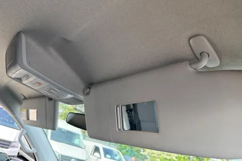 DE74WPW Volkswagen Transporter 2.0 TDI 110 Highline Van Thumbnail #39