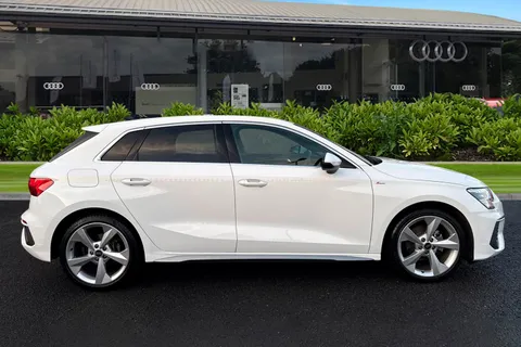 PX24NLK Audi A3 35 TFSI S Line 5dr S Tronic Thumbnail #4