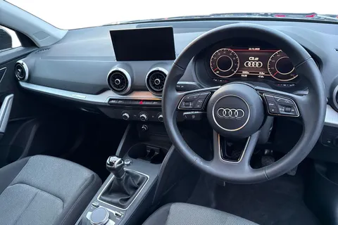 DG24BXU Audi Q2 Sport 35 TFSI  150 PS 6-speed Thumbnail #19