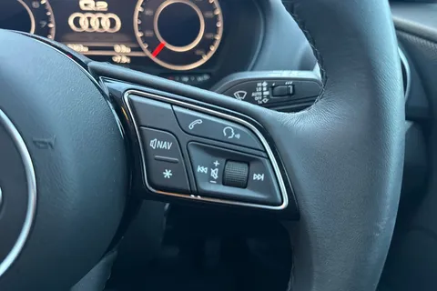 DG24BXU Audi Q2 Sport 35 TFSI  150 PS 6-speed Thumbnail #26