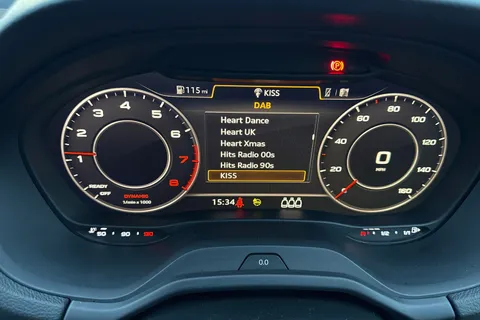 DG24BXU Audi Q2 Sport 35 TFSI  150 PS 6-speed Thumbnail #30