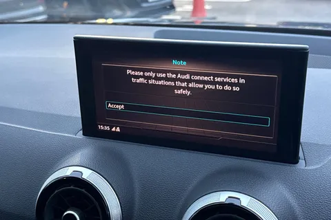 DG24BXU Audi Q2 Sport 35 TFSI  150 PS 6-speed Thumbnail #41