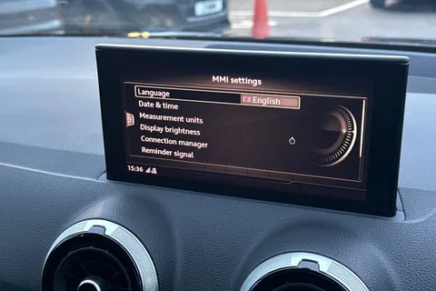 DG24BXU Audi Q2 Sport 35 TFSI  150 PS 6-speed Thumbnail #43