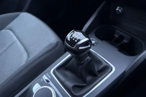 DG24BXU Audi Q2 Sport 35 TFSI  150 PS 6-speed Thumbnail #48