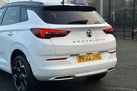 PF22JYE Vauxhall Grandland 1.2 Turbo Ultimate Auto Euro 6 (s/s) 5dr Thumbnail #8