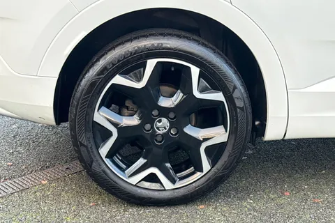 PF22JYE Vauxhall Grandland 1.2 Turbo Ultimate Auto Euro 6 (s/s) 5dr Thumbnail #11