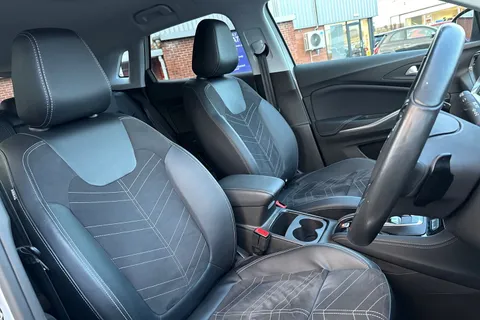 PF22JYE Vauxhall Grandland 1.2 Turbo Ultimate Auto Euro 6 (s/s) 5dr Thumbnail #24