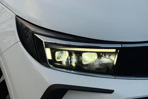 PF22JYE Vauxhall Grandland 1.2 Turbo Ultimate Auto Euro 6 (s/s) 5dr Thumbnail #28