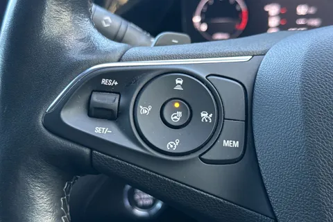 PF22JYE Vauxhall Grandland 1.2 Turbo Ultimate Auto Euro 6 (s/s) 5dr Thumbnail #39