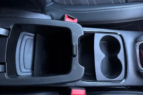 PF22JYE Vauxhall Grandland 1.2 Turbo Ultimate Auto Euro 6 (s/s) 5dr Thumbnail #46