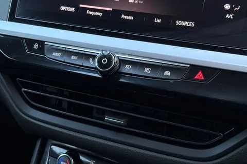 PF22JYE Vauxhall Grandland 1.2 Turbo Ultimate Auto Euro 6 (s/s) 5dr Thumbnail #48