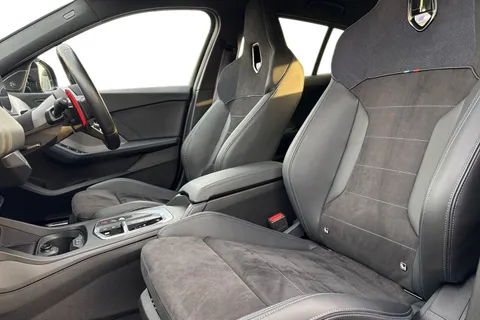 PX74XXL BMW 1 Series 2.0 M135i DCT xDrive Euro 6 (s/s) 5dr Thumbnail #15