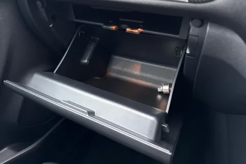 DK21PXL Ford Puma 1.0T EcoBoost ST-Line X DCT Euro 6 (s/s) 5dr Thumbnail #40