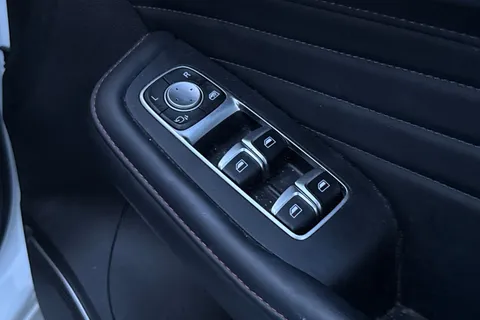 SJ72FJF MG Mg Hs 1.5 T-GDI Exclusive 5dr Thumbnail #23