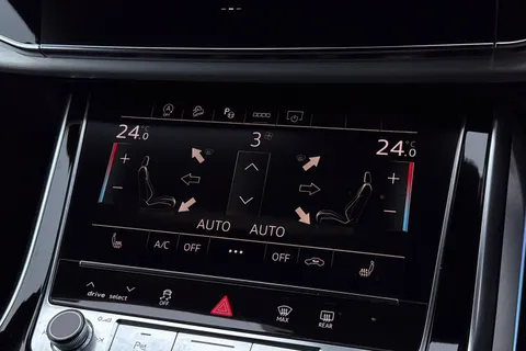 DY71CCA Audi Q8 S line 50 TDI quattro 286 PS tiptronic Thumbnail #22