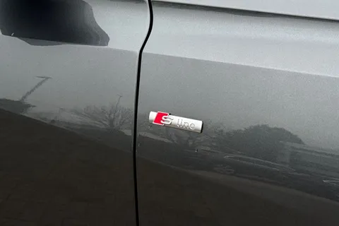 DY71CCA Audi Q8 S line 50 TDI quattro 286 PS tiptronic Thumbnail #28