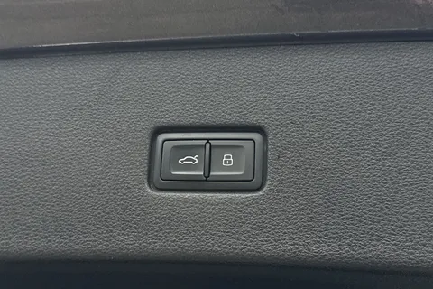 DY71CCA Audi Q8 S line 50 TDI quattro 286 PS tiptronic Thumbnail #47