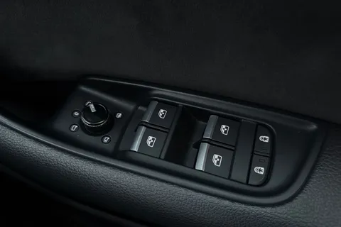 DY71CCA Audi Q8 S line 50 TDI quattro 286 PS tiptronic Thumbnail #50