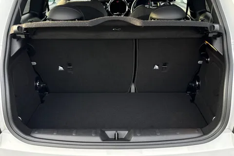 YF23JKE Mini Electric Hatch Cooper SE 32.6kWh Level 2 Auto 3dr Thumbnail #7