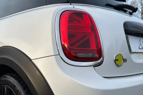YF23JKE Mini Electric Hatch Cooper SE 32.6kWh Level 2 Auto 3dr Thumbnail #8