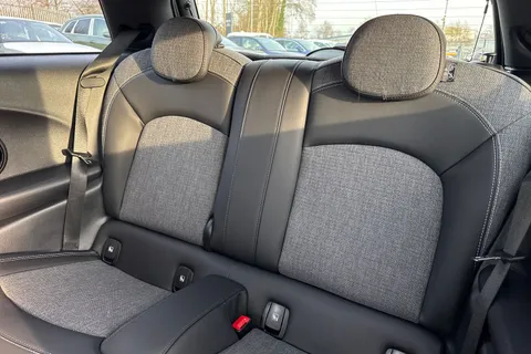 YF23JKE Mini Electric Hatch Cooper SE 32.6kWh Level 2 Auto 3dr Thumbnail #19