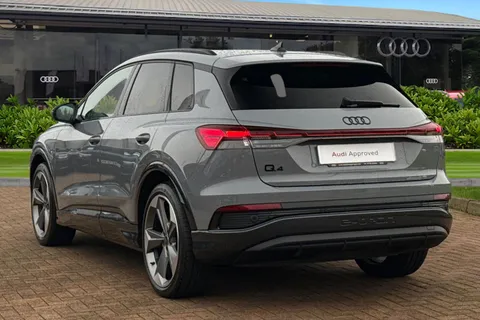 BP73HLO Audi Q4 e-tron Q4  (S) Black Edition 45 e-tron  210,00 kW Thumbnail #2