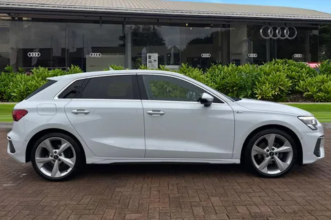 KM22JFJ Audi A3 S line 35 TFSI  150 PS S tronic Thumbnail #3