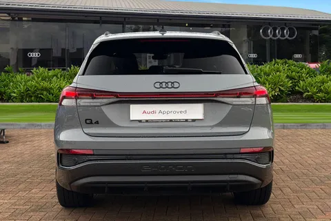 BP73HLO Audi Q4 e-tron Q4  (S) Black Edition 45 e-tron  210,00 kW Thumbnail #4