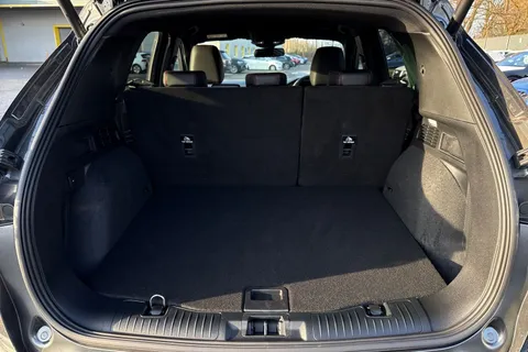 PJ24WXW Ford Kuga 2.5 PHEV ST-Line X Edition 5dr CVT Thumbnail #7