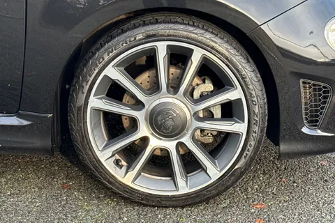 CE72NTN Abarth 595 1.4 T-Jet Turismo Auto Euro 6 3dr Thumbnail #10