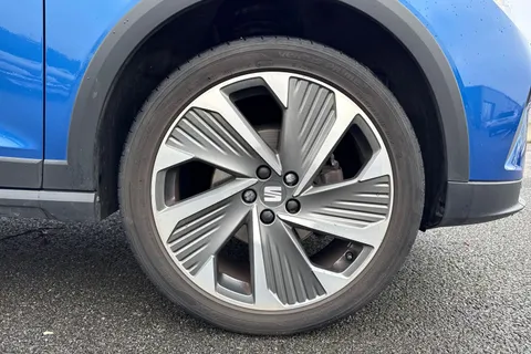 NL22ZJY SEAT Arona 1.5 TSI FR Sport DSG Euro 6 (s/s) 5dr Thumbnail #9