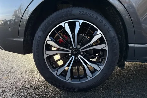 PJ24WXW Ford Kuga 2.5 PHEV ST-Line X Edition 5dr CVT Thumbnail #10