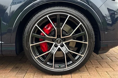 Audi SQ7 4.0 TFSI V8 Black Edition Tiptronic quattro Euro 6 (s/s) 5dr Thumbnail #11