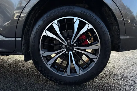 PJ24WXW Ford Kuga 2.5 PHEV ST-Line X Edition 5dr CVT Thumbnail #11