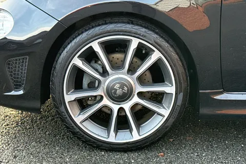 CE72NTN Abarth 595 1.4 T-Jet Turismo Auto Euro 6 3dr Thumbnail #13