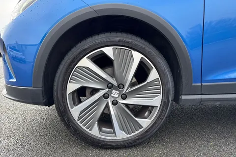 NL22ZJY SEAT Arona 1.5 TSI FR Sport DSG Euro 6 (s/s) 5dr Thumbnail #11