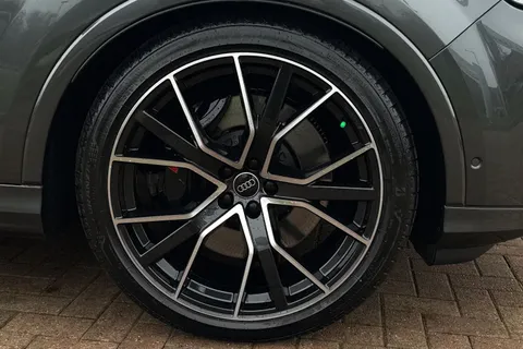  Audi Q7 SQ7 TFSI Quattro 507 Black Ed 5dr Tiptronic Thumbnail #13